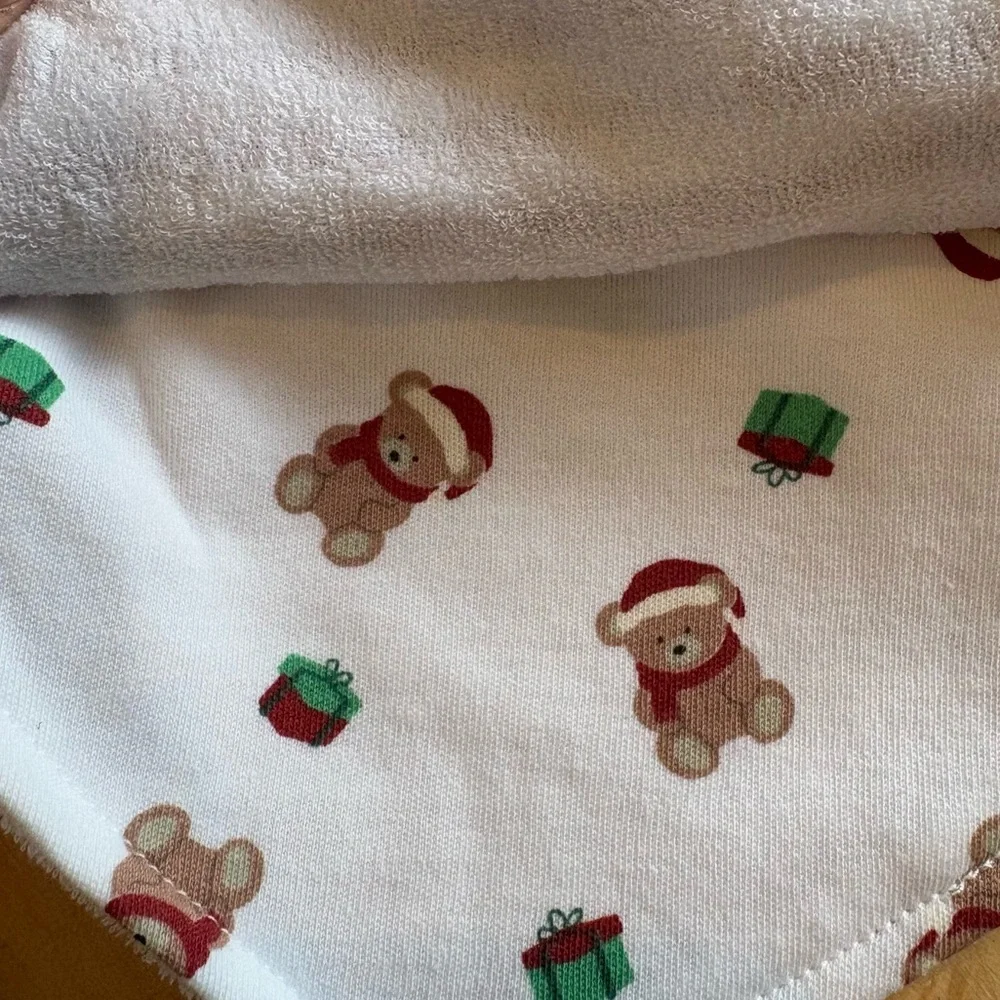 3 PC SET Christmas Teddy Bear Bandana Bibs Red Cream Green Size 0-12 months
